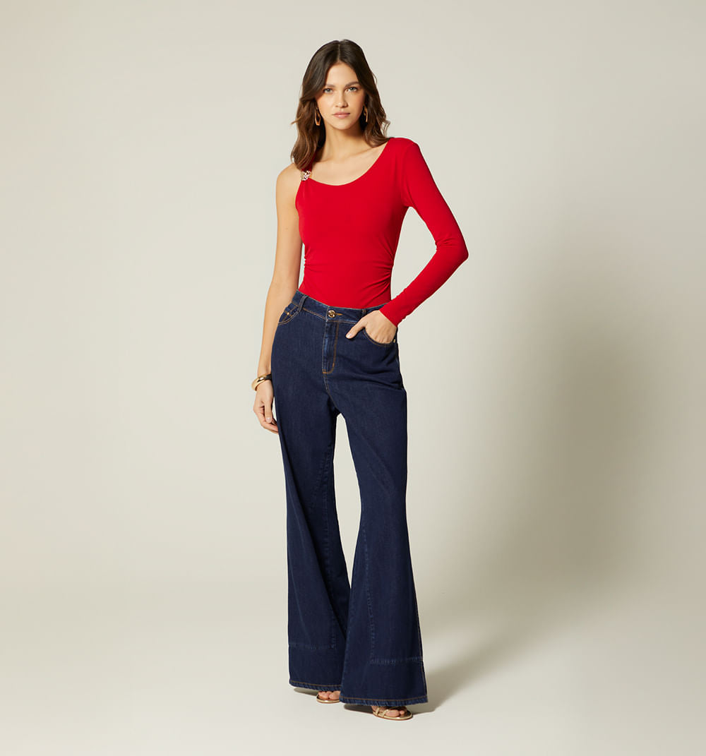 BODY ASIMÉTRICO CON HERRAJE