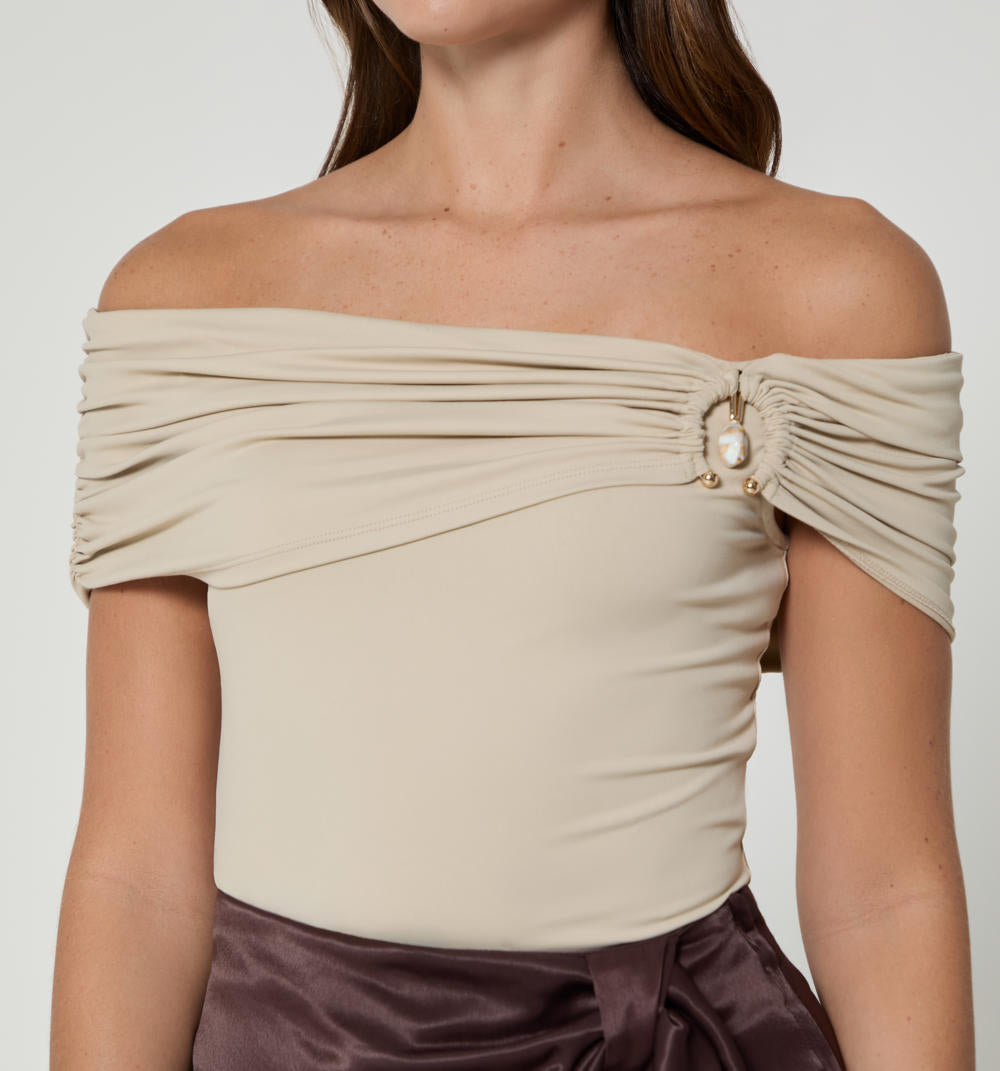 BLUSA-BEIGE-S176012AAD3.JPG