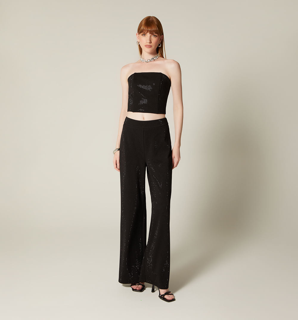 PANTALÓN CON HOTFIX