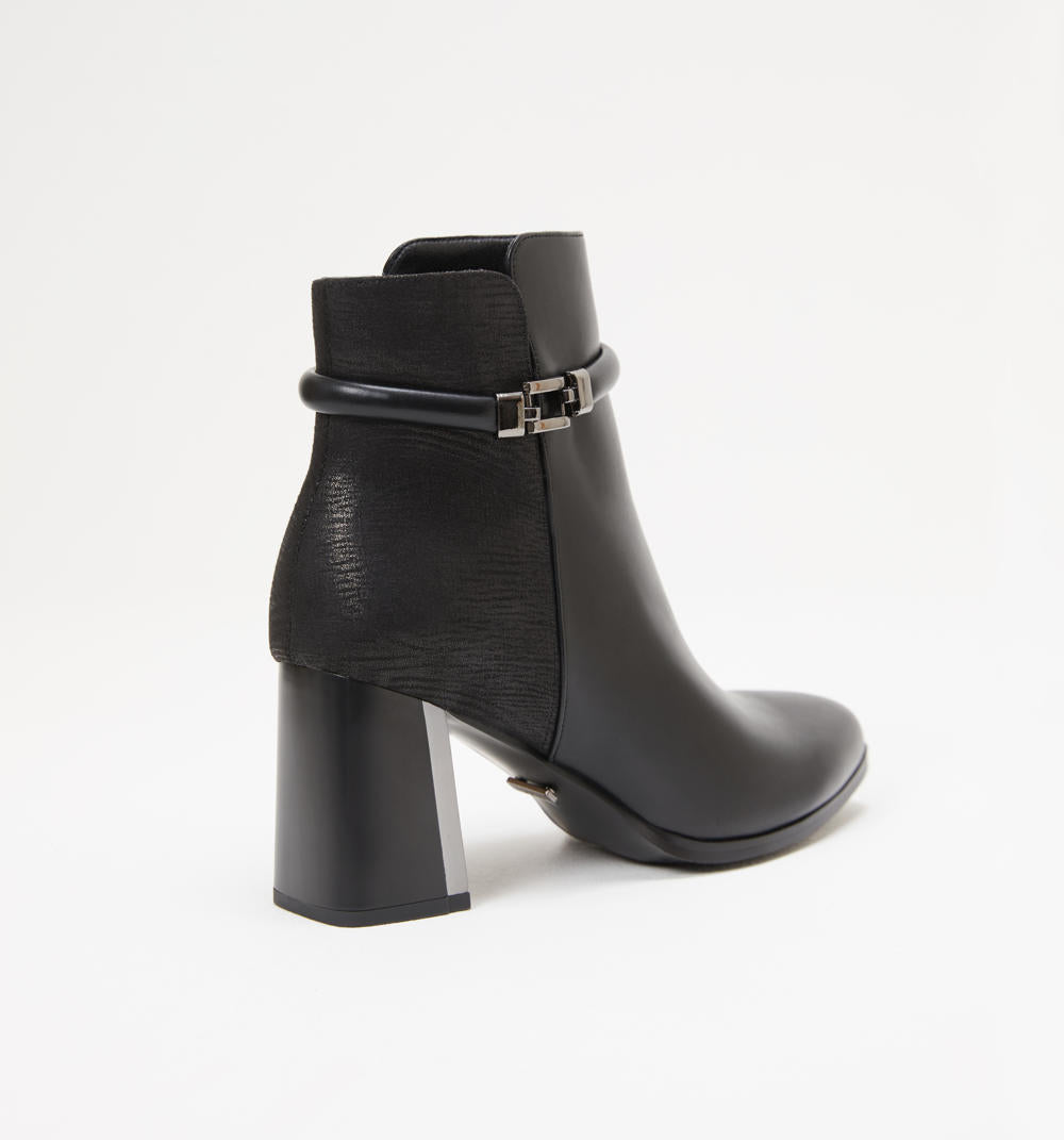 BOTIN-NEGRO-S085066AD3.JPG