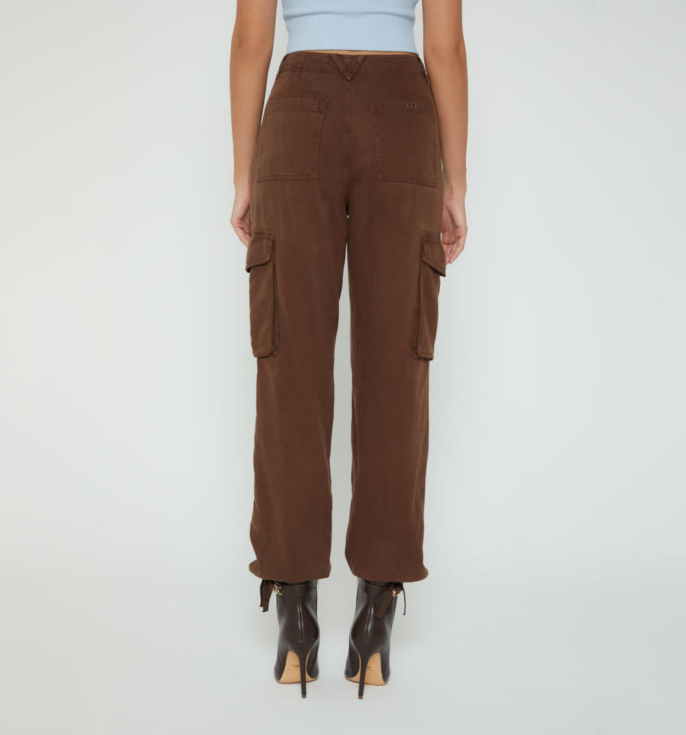 JEAN-CHOCOLATE-S741244AD3.JPG