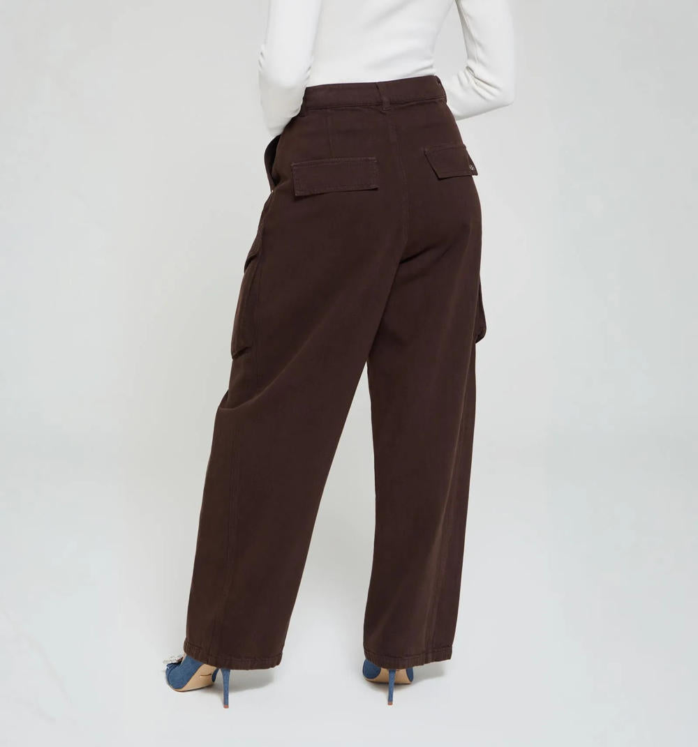 JEAN-CHOCOLATE-S741417AD4.JPG